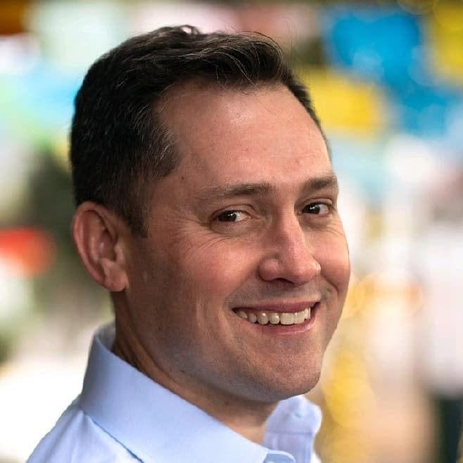 Portrait of Dylan Hirsch-Shell